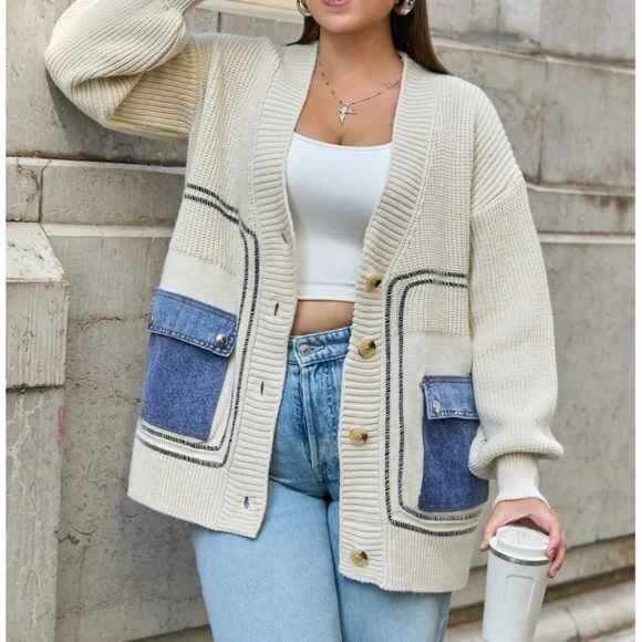 Cozy Denim Pockets Color Block Button Down Cardigan - Picture 2 of 10